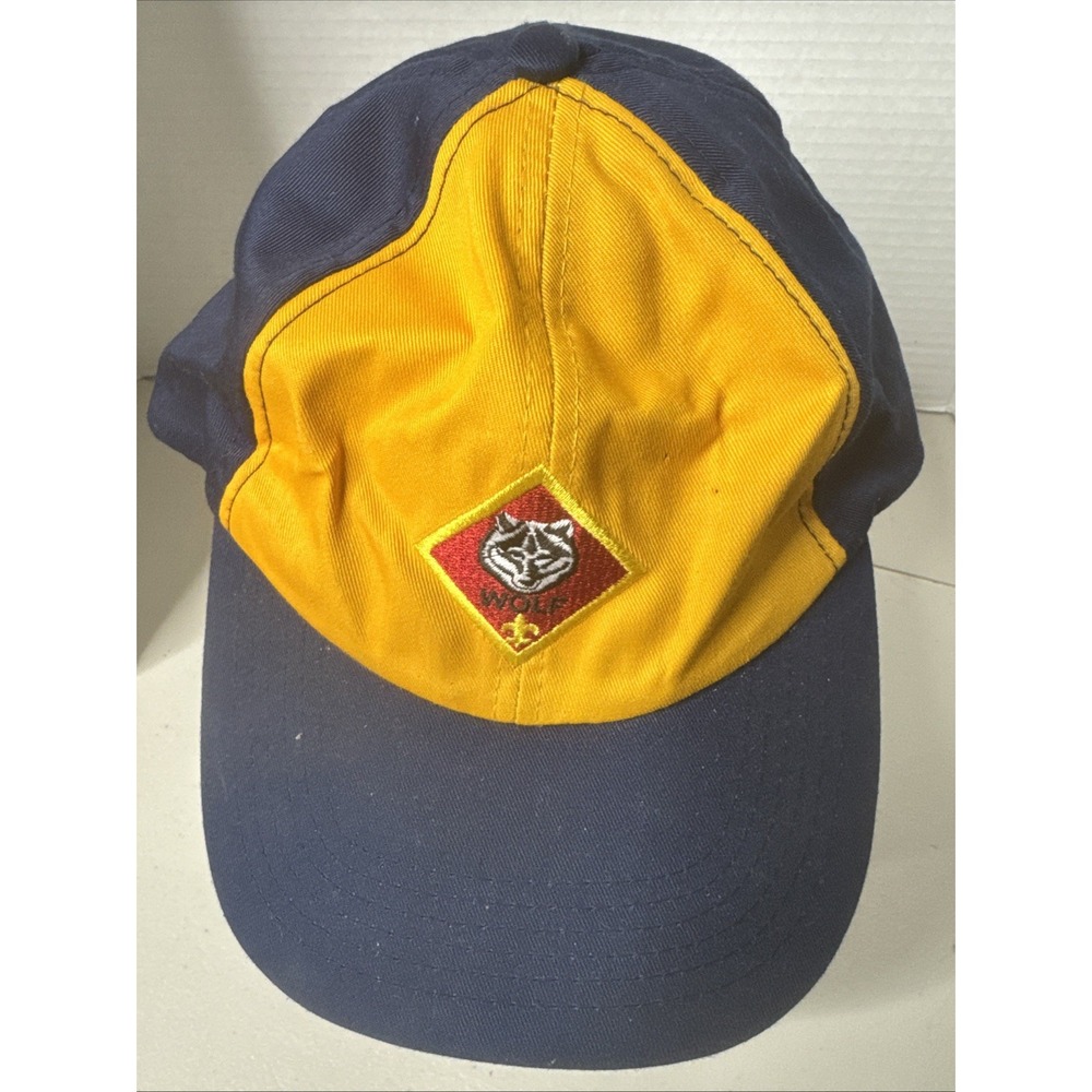 Cub Boy Scouts Wolf Badge Hat Cap Snapback Gold Blue Youth Medium / Large